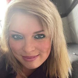 Meet your Posher, Anne